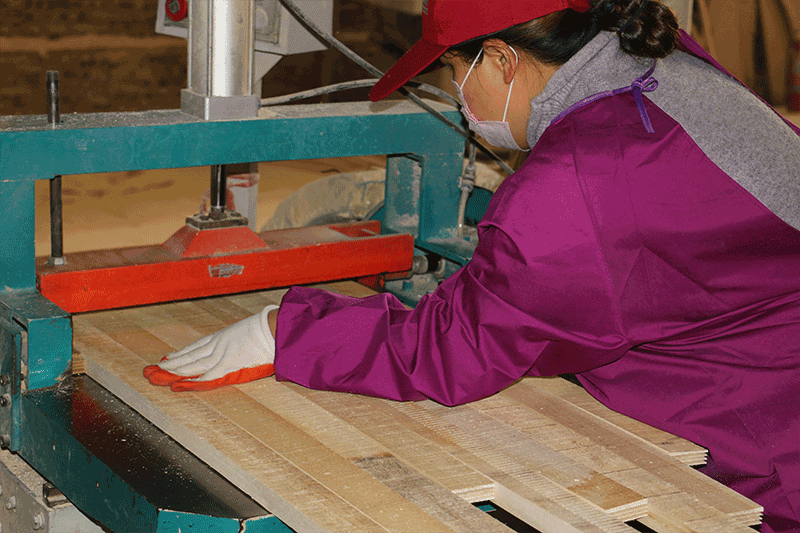 Raw-materials-for-making-snowboard-cores1 Raw-materials-for-making-snowboard-cores1